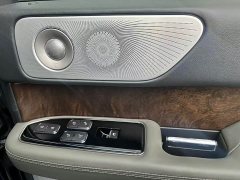 Lincoln Navigator 2024 3.5T Long Wheelbase Presidential Edition - ფოტო 17
