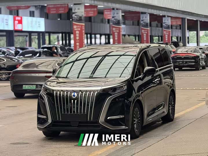 Denza D9 EV 600 AWD Flagship
