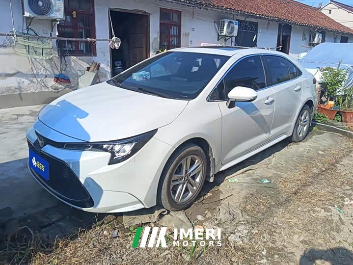 Toyota Corolla 1.8L CVT Luxury - ავტომობილი ჩინეთიდან