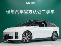 Li Auto i6 Four-Wheel Drive Standard Edition - ფოტო 1