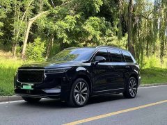 Li Auto ONE Extended Range 6-Seater - ფოტო 1
