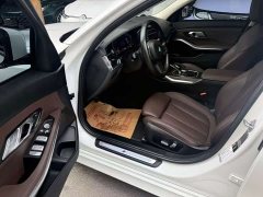 BMW 3 Series 325i M Sport Package - ფოტო 4
