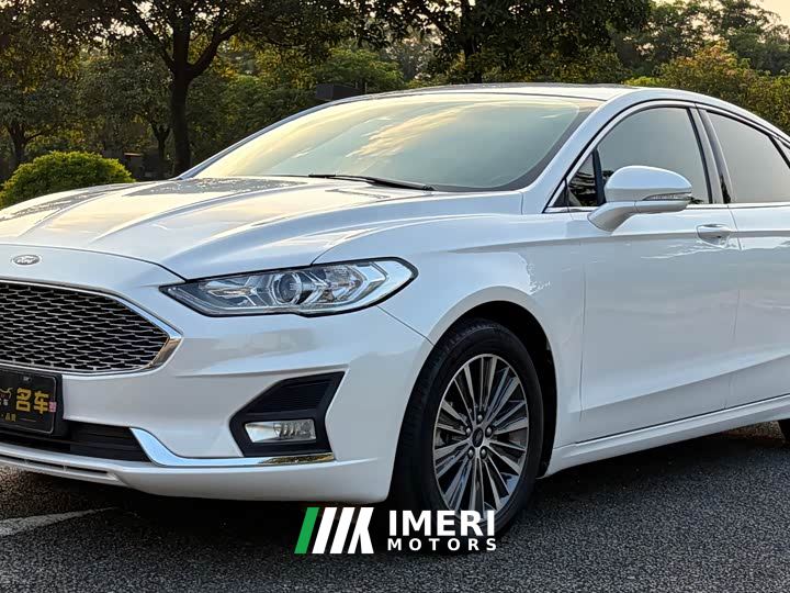 Ford Mondeo EcoBoost 180 Luxury