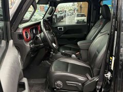 Jeep Gladiator 2023 3.6L Overland - ფოტო 13