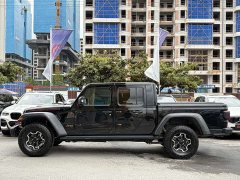 Jeep Gladiator 2023 3.6L Overland - ფოტო 4