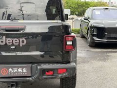 Jeep Gladiator 2023 3.6L Overland - ფოტო 9