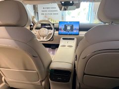 Voyah Lantu Zhaohui L 2026 Four-Wheel Drive Ultra - ფოტო 7