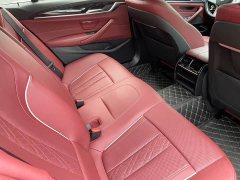 BMW 5 Series 525Li M Sport Package - ფოტო 17