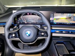 BMW 5 Series 530Li Luxury Edition Premium Package - ფოტო 5