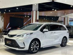 Toyota Grevias 2.5L Hybrid Prestige ULTRA Edition - ფოტო 1