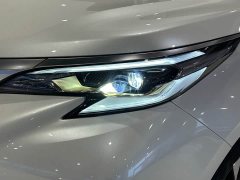Toyota Grevias 2.5L Hybrid Prestige ULTRA Edition - ფოტო 2