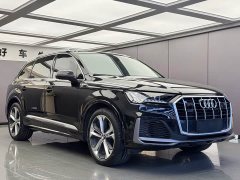 Audi Q7 2024 55 TFSI quattro S line Prestige - ფოტო 3