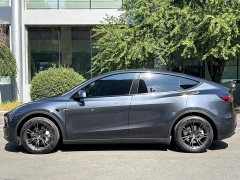 Tesla Model Y Rear-Wheel Drive - ფოტო 4