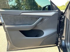 Tesla Model Y Rear-Wheel Drive - ფოტო 8