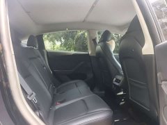 Tesla Model Y Rear-Wheel Drive - ფოტო 12