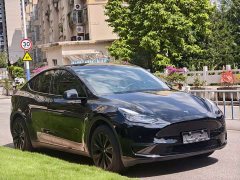 Tesla Model Y Rear-Wheel Drive - ფოტო 3