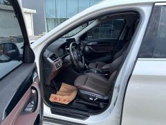 BMW X1 sDrive25Li Leading Edition - ფოტო 4