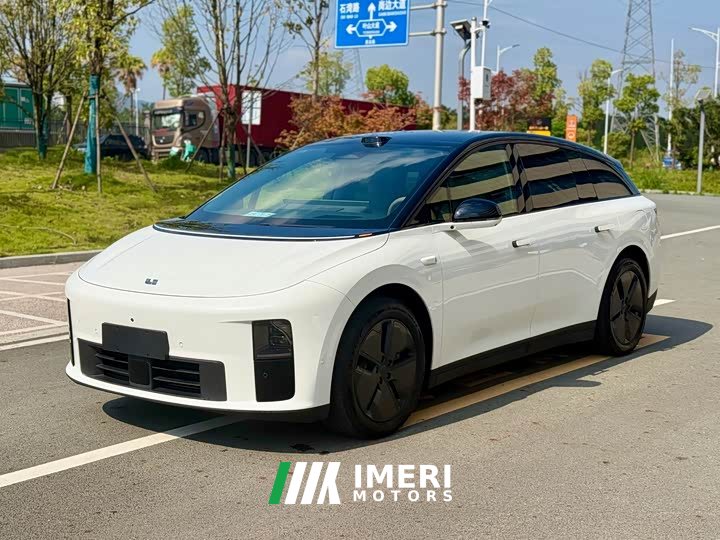 Li Auto i6 Two-Wheel Drive Standard - ავტომობილი ჩინეთიდან