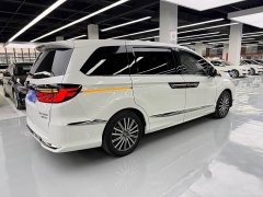 Honda Odyssey 2.0L e:HEV Luxury - ფოტო 15