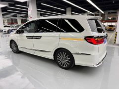 Honda Odyssey 2.0L e:HEV Luxury - ფოტო 16