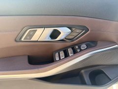BMW 3 Series 320Li M Sport Package - ფოტო 8
