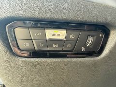 BMW 3 Series 320Li M Sport Package - ფოტო 9