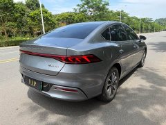 BYD Qin PLUS Glory Edition DM-i 55KM Leading - ფოტო 18