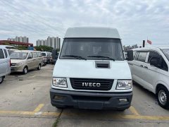 Iveco Daily 2021 2.5T A40 M1 Minibus 5-9 Seater Long Wheelbase Mid-roof Dual Wheels Side Sliding Door - ფოტო 1
