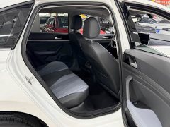 Volkswagen Lavida 1.5L Automatic Five Million Edition - ფოტო 12