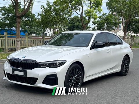 2022 BMW 3 Series 330i M Sport Night Edition Package - ავტომობილი ჩინეთიდან