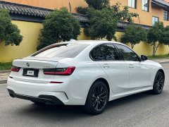 BMW 3 Series 330i M Sport Night Edition Package - ფოტო 6