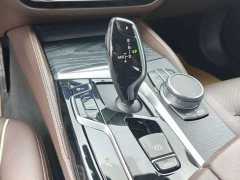 BMW 5 Series 530Li Premier M Sport Package - ფოტო 17