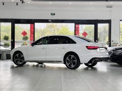 Audi A4L 40 TFSI Luxury Dynamic - ფოტო 4