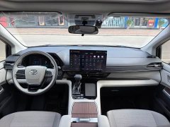 Toyota Sienna 2027 2.5L Hybrid FWD Comfort - ფოტო 7