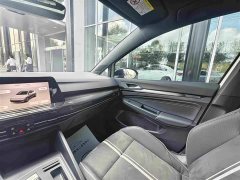 Volkswagen Golf 2023 Facelift 280TSI DSG R-Line Lite - ფოტო 16