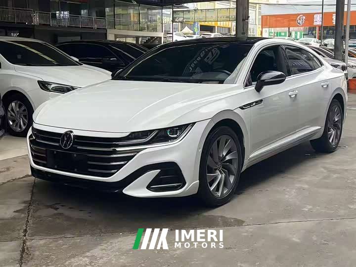Volkswagen CC 380TSI Eye-Catching Edition