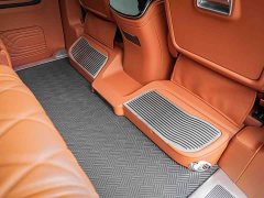 Mercedes-Benz Vito 2024 2.0T Business Edition 7-Seater - ფოტო 12