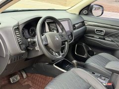 Mitsubishi Outlander 2020 2.4L AWD Enjoy Edition 7-Seater - ფოტო 11