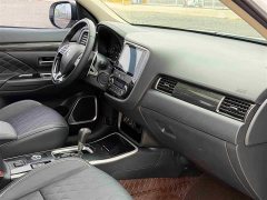 Mitsubishi Outlander 2020 2.4L AWD Enjoy Edition 7-Seater - ფოტო 12