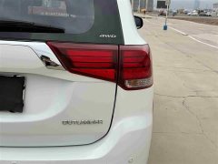 Mitsubishi Outlander 2020 2.4L AWD Enjoy Edition 7-Seater - ფოტო 16
