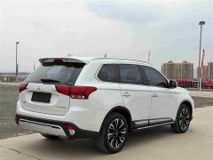 Mitsubishi Outlander 2020 2.4L AWD Enjoy Edition 7-Seater - ფოტო 4