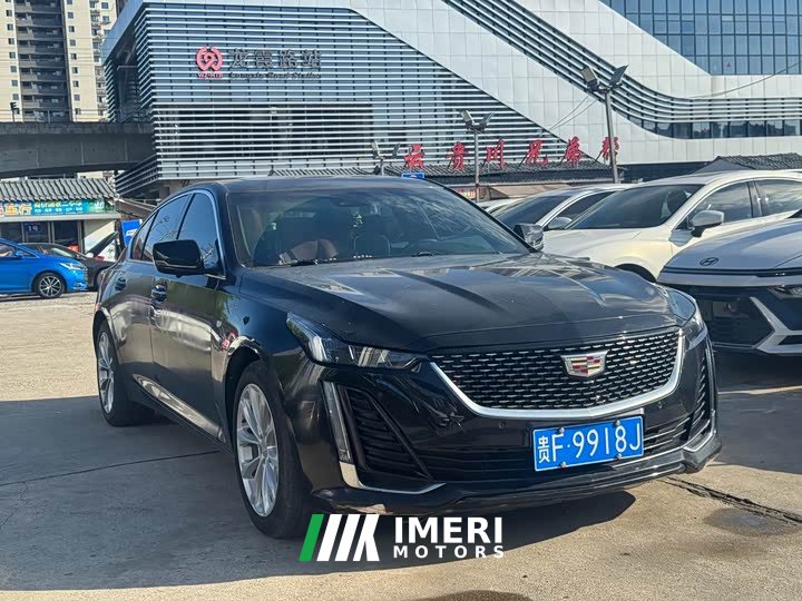 Cadillac CT5 28T Leading Sport