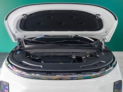 Li Auto L7 Ultra Smart Refresh Edition - ფოტო 5