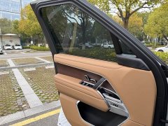 Land Rover Range Rover 3.0L V6 400PS Genesis Extended Wheelbase - ფოტო 10