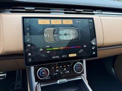 Land Rover Range Rover 3.0L V6 400PS Genesis Extended Wheelbase - ფოტო 14
