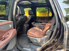 Lincoln Navigator 3.5T Presidential Edition - ფოტო 9