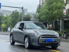 BMW MINI 1.5T COOPER Artist Five-Door - ფოტო 3