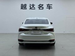 Lexus ES 200 Premium Edition - ფოტო 18