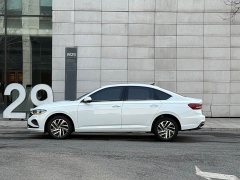 Volkswagen Lavida Facelift 1.5L Automatic Five Million Edition - ფოტო 4