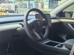 Tesla Model Y 2022 Facelift Rear-Wheel Drive - ფოტო 5